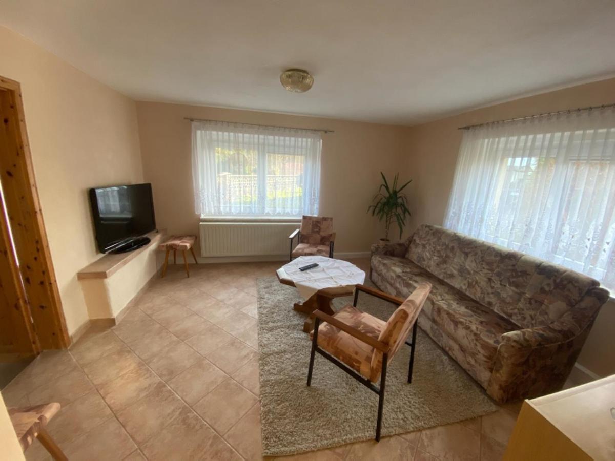 Ferienwohnung Lippmann Grosshartmannsdorf Ngoại thất bức ảnh